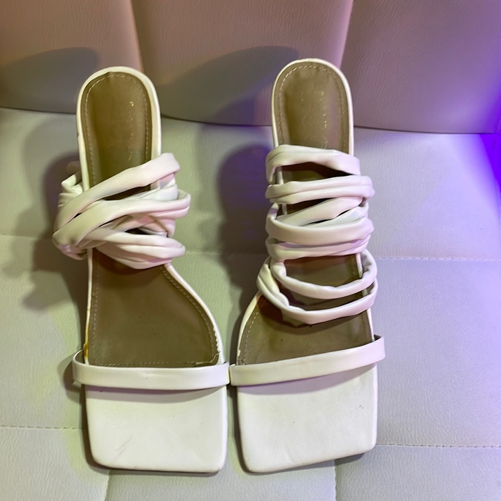 EGO Boohoo shoes heels Size 7